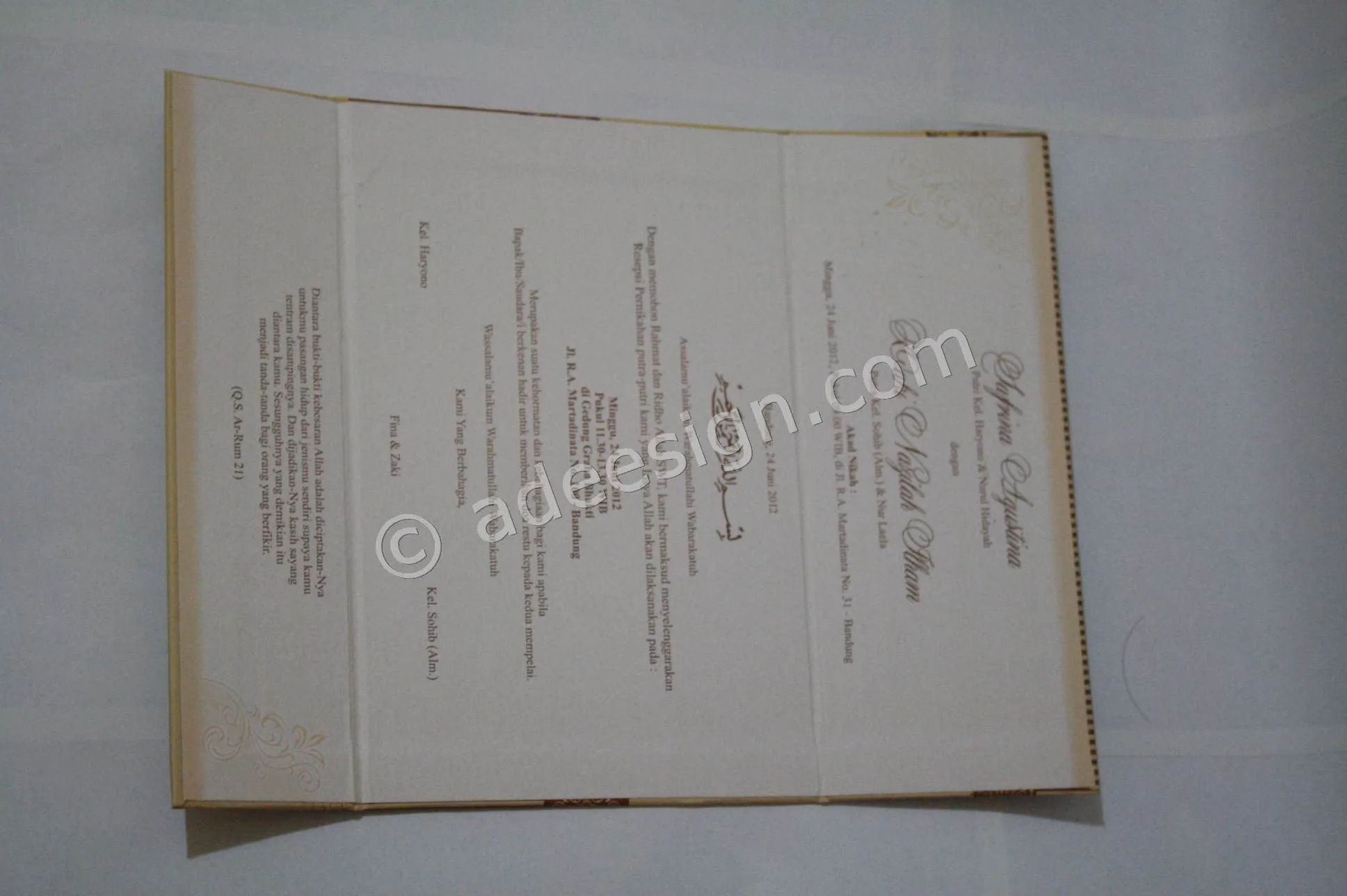 Cetak Wedding Invitations Eksklusif di Babakan Jerawat