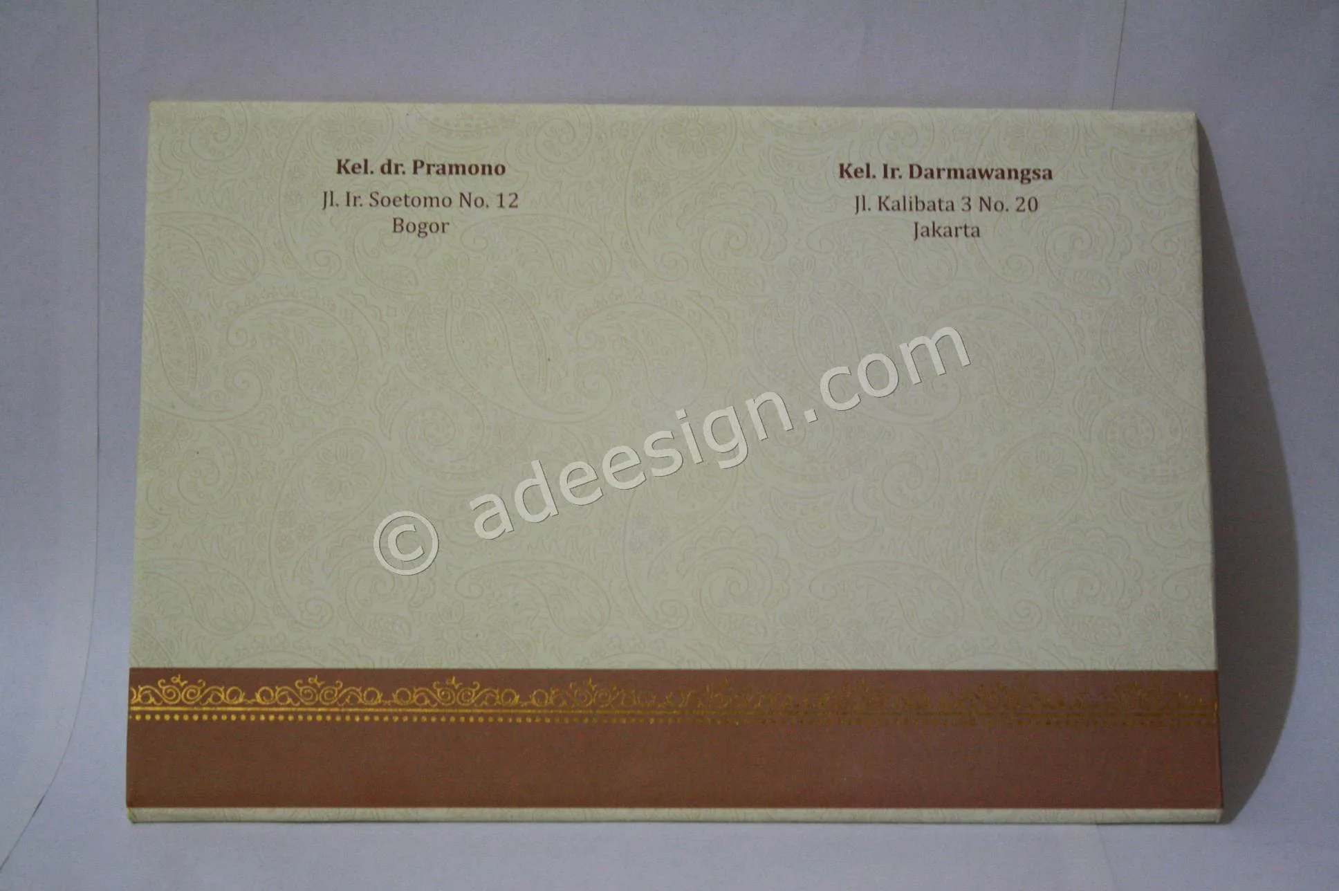 Pesan Wedding Invitations Unik di Menur Pumpungan