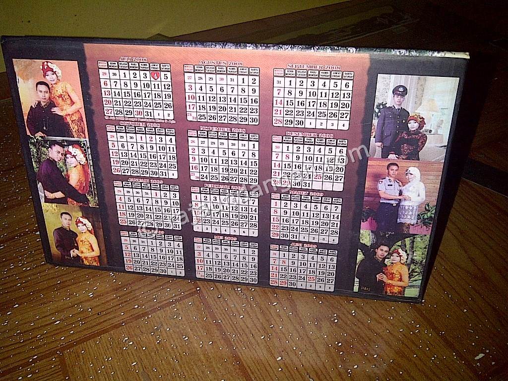 Undangan Pernikahan Hardcover Kalender Ricko dan Aylia 2 - Pesan Wedding Invitations Simple di Medokan Ayu