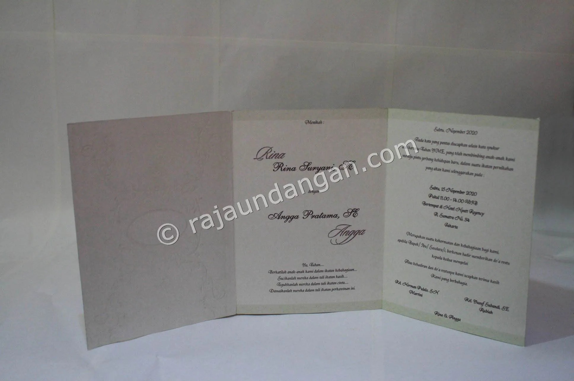 Pesan Wedding Invitations Eksklusif di Karang Poh 14 Pesan Wedding Invitations Eksklusif di Karang Poh