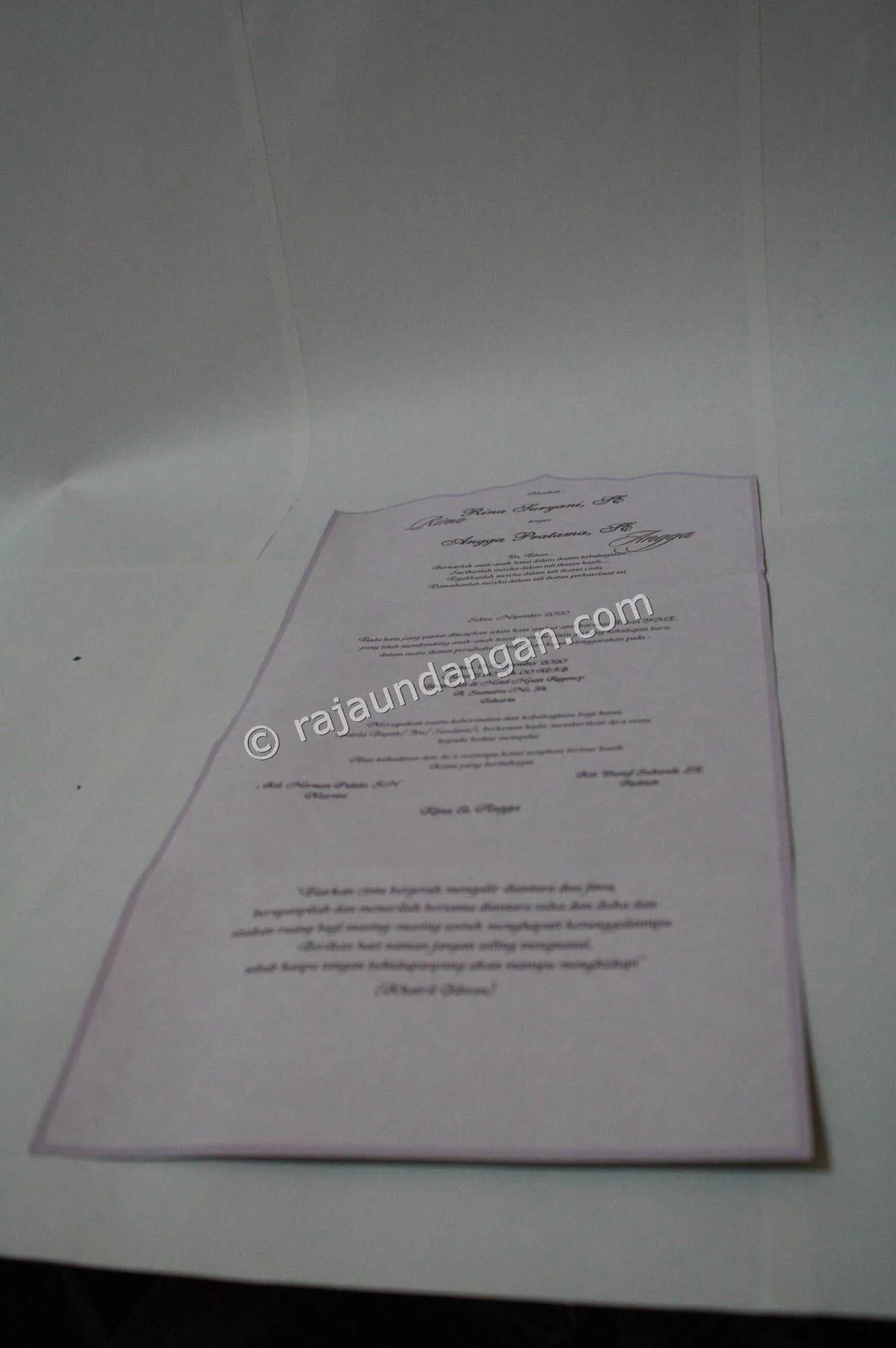 Info Mendesain Wedding Invitations Unik dan Simple