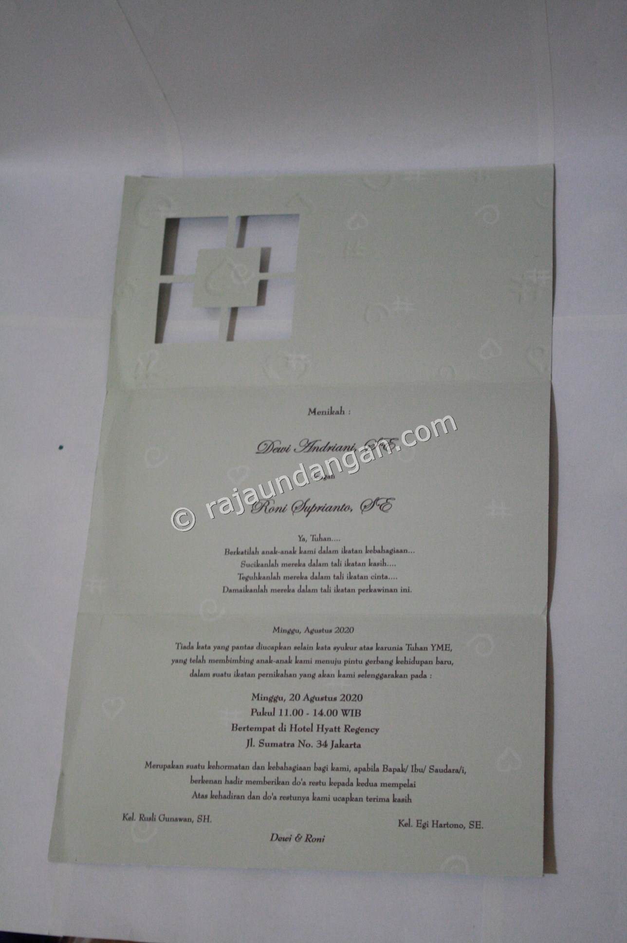 Undangan Pernikahan Softcover Supri dan Dewi 3 - Cetak Wedding Invitations Simple di Panjang Jiwo