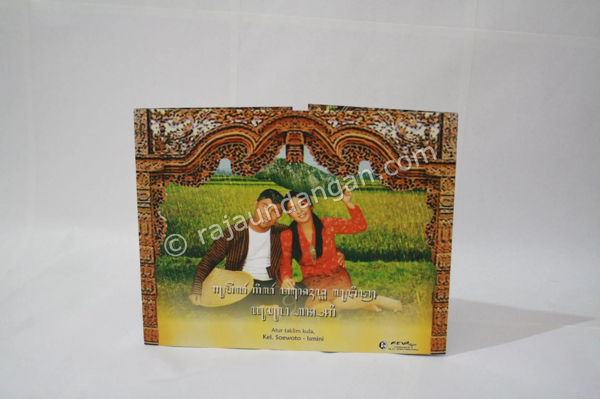 Cetak Wedding Invitations Eksklusif di Babakan Jerawat
