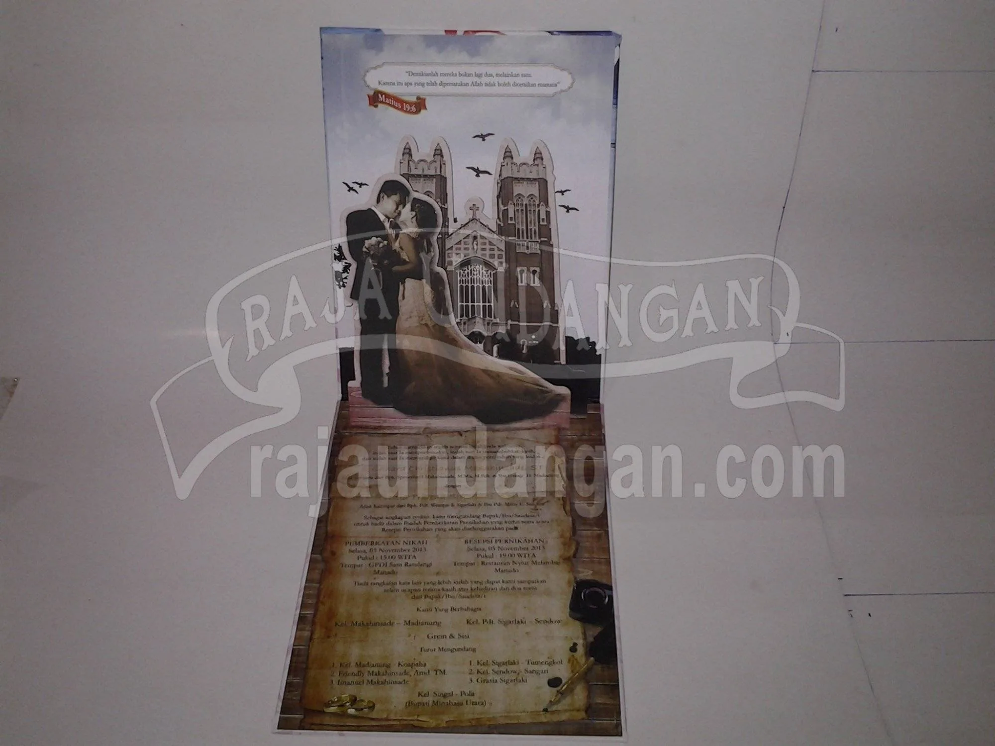 Cara Mengerjakan Undangan Pernikahan Simple dan Elegan 26 Cara Mengerjakan Undangan Pernikahan Simple dan Elegan