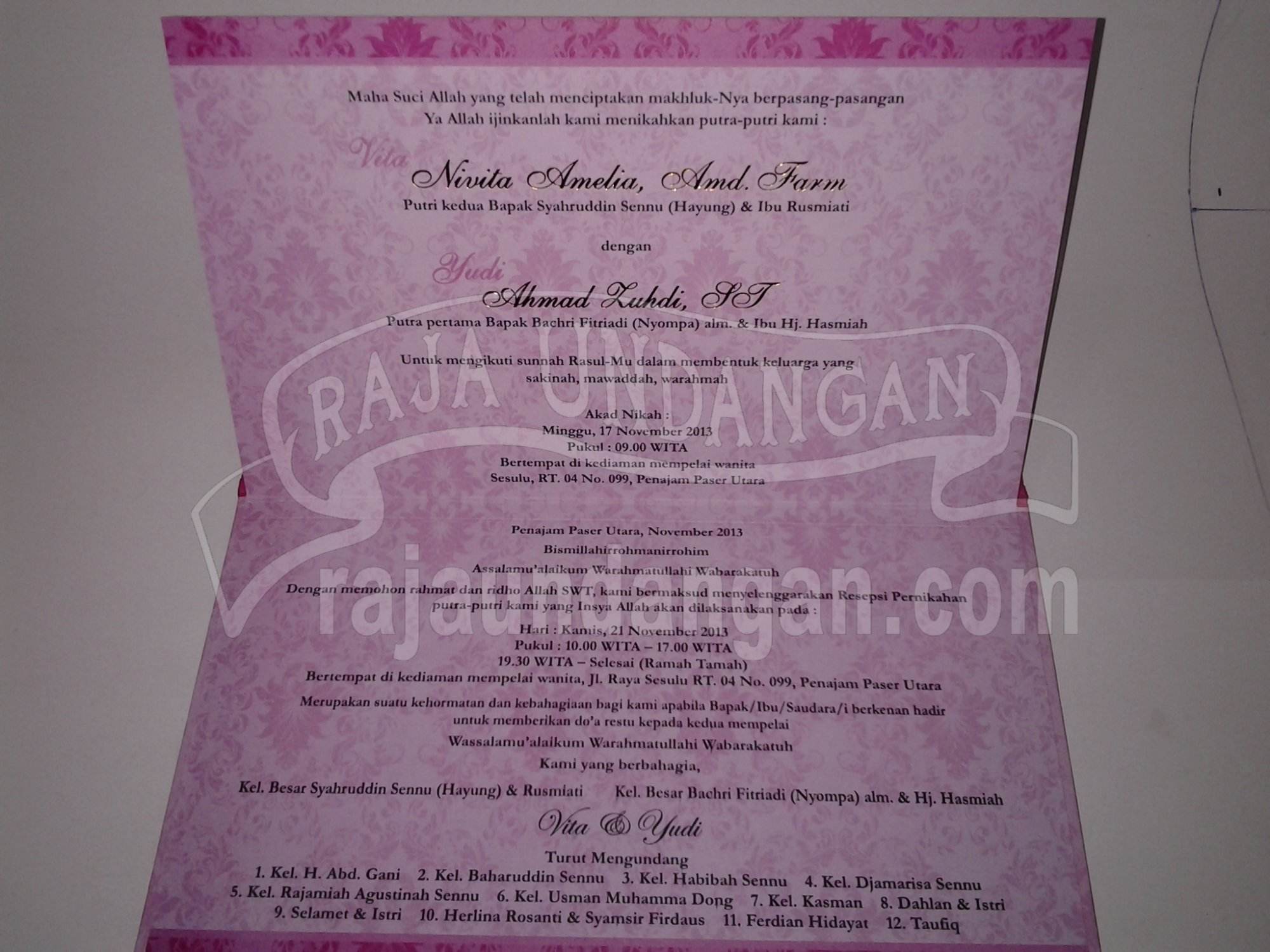Undangan Pernikahan Hardcover Vita dan Yudi 3 - Percetakan Undangan Perkawinan Simple Bisa Kirim Untuk Seluruh Wilayah di Intan Jaya