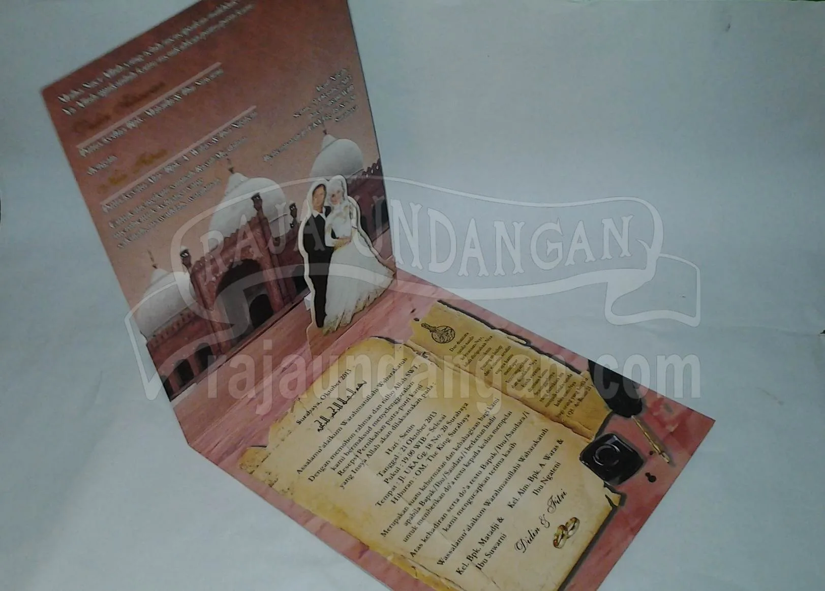 Membuat Undangan Perkawinan Unik dan Murah di Sukomanunggal