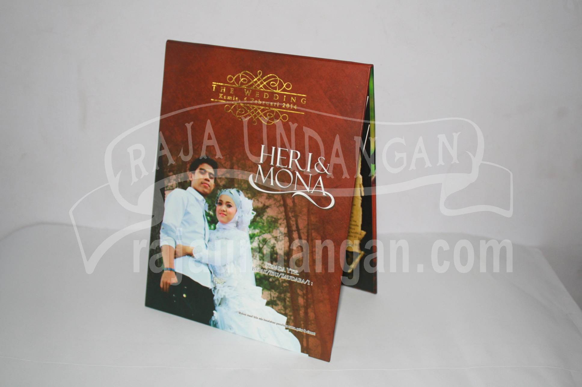 Undangan Pernikahan Hardcover Pop Up Heri dan Mona EDC 43 - Membuat Wedding Invitations Murah Melayani Pengiriman Untuk Seluruh Wilayah di Indonesia