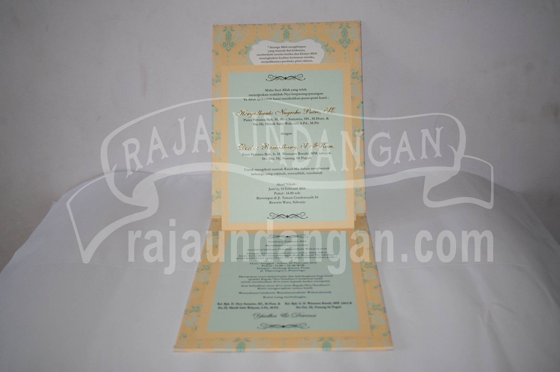 Undangan Pernikahan Hardcover Pop Up Pakai Amplop Yudha dan Devina EDC 47 4 - Info Mencetak Undangan Perkawinan Simple