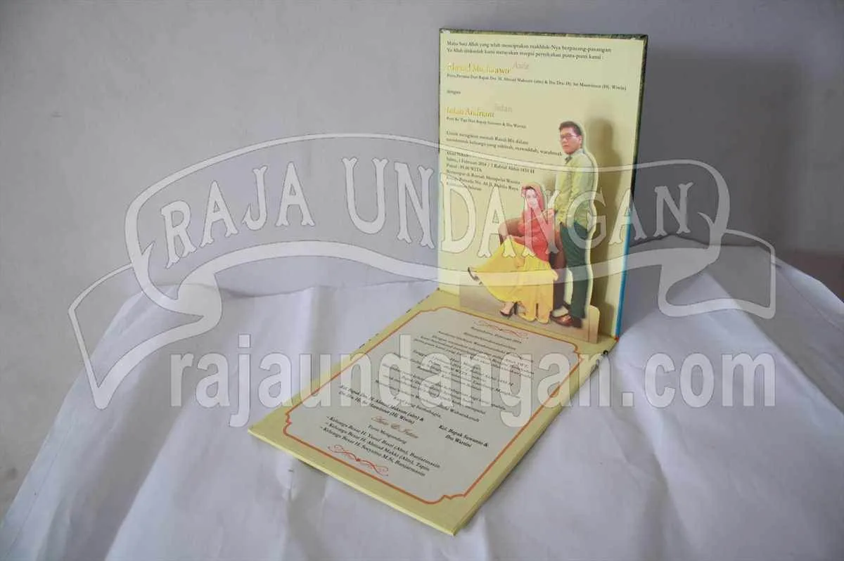 Info Mendesain Wedding Invitations Unik dan Simple