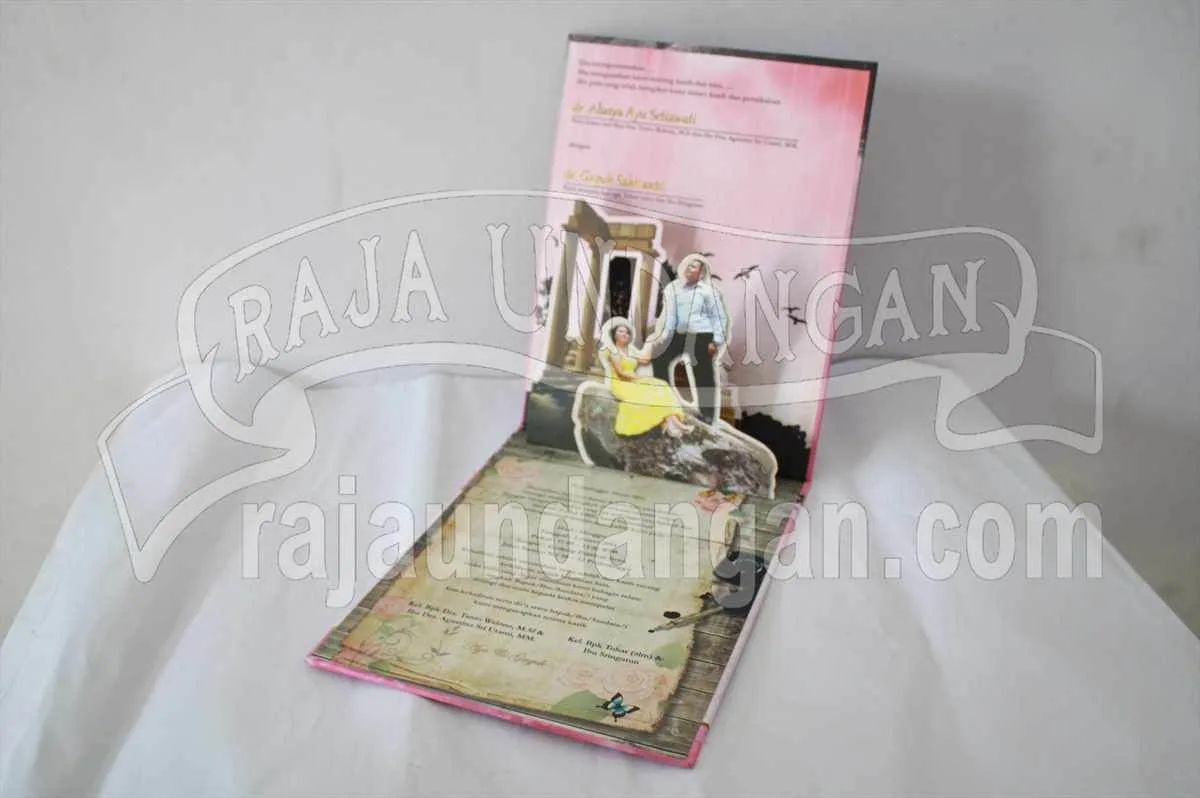 Info Mengerjakan Undangan Perkawinan Eksklusif dan Elegan 5 Info Mengerjakan Undangan Perkawinan Eksklusif dan Elegan