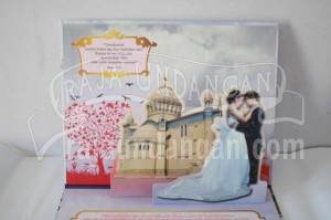 Hardcover Pop Up Paul Melisa 4 300x199 - Membuat Wedding Invitations Simple di Tegalsari