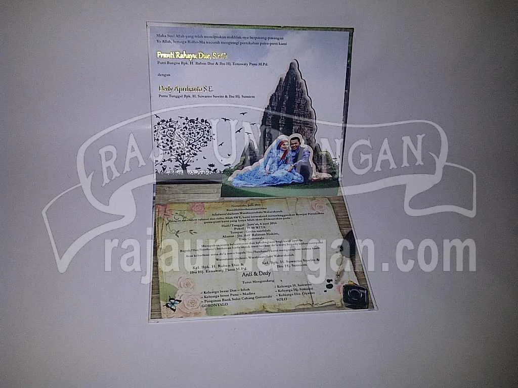 Membuat Undangan Perkawinan Unik dan Murah di Sukomanunggal