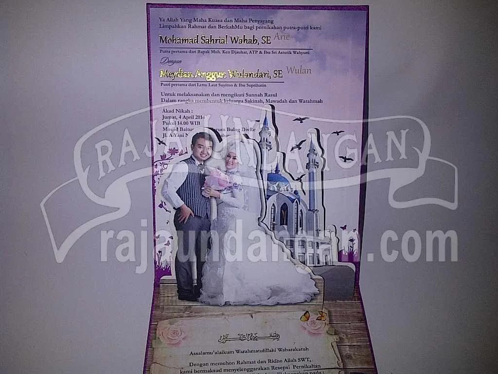 Info Mendesain Wedding Invitations Unik dan Simple