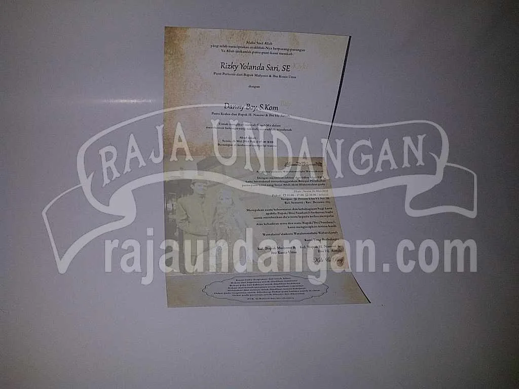 Pemesanan Undangan Perkawinan Eksklusif Siap Kirim ke Seluruh Wilayah di Tabanan 12 Pemesanan Undangan Perkawinan Eksklusif Siap Kirim ke Seluruh Wilayah di Tabanan