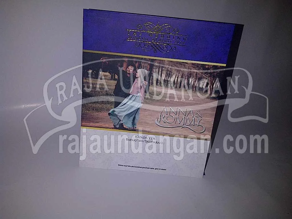 Cetak Wedding Invitations Eksklusif di Babakan Jerawat