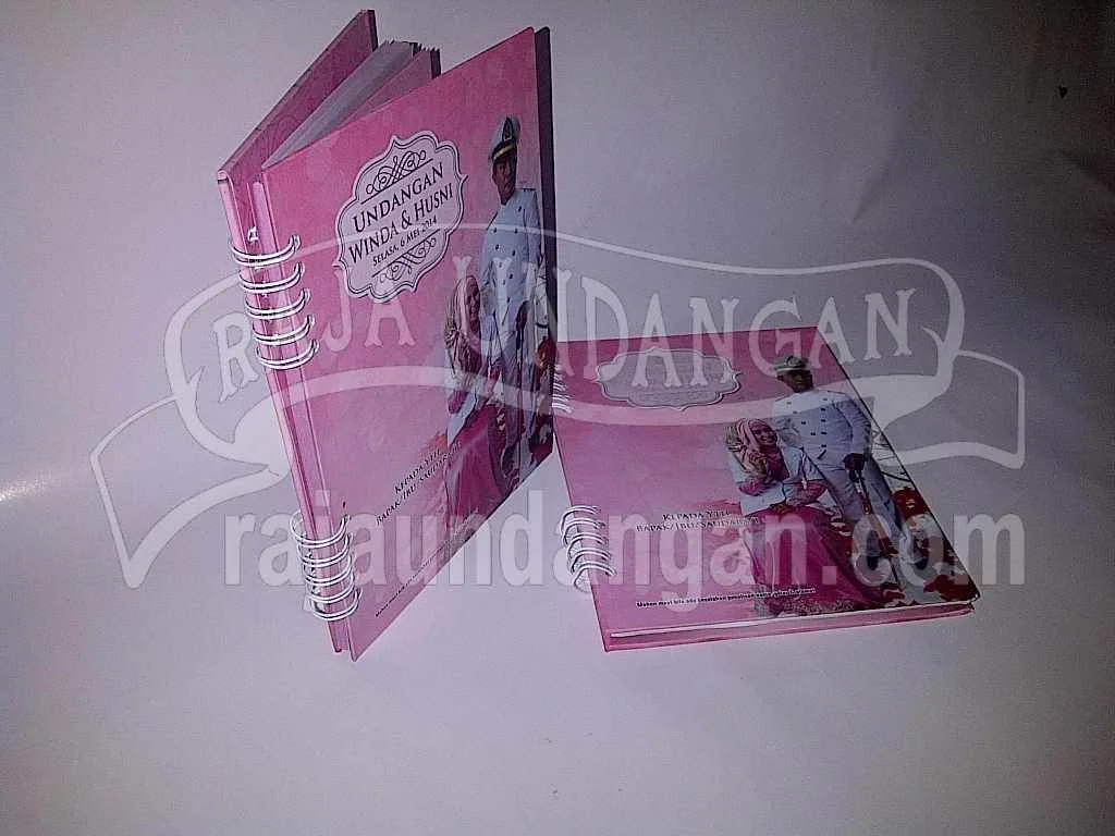 Cetak Wedding Invitations Simple dan Elegan Bisa Kirim ke Seluruh Daerah di Kotabaru 13 Cetak Wedding Invitations Simple dan Elegan Bisa Kirim ke Seluruh Daerah di Kotabaru