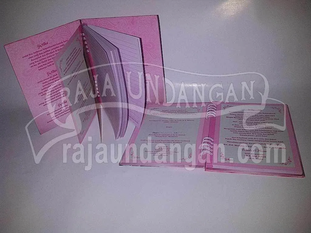 Membuat Undangan Pernikahan Unik Bisa Kirim Untuk Seluruh Daerah di Saumlaki 13 Membuat Undangan Pernikahan Unik Bisa Kirim Untuk Seluruh Daerah di Saumlaki
