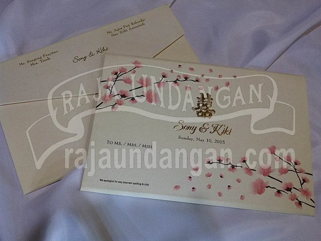 Cetak Undangan Pernikahan Eksklusif Melayani Pengiriman ke Seluruh Area di Palu