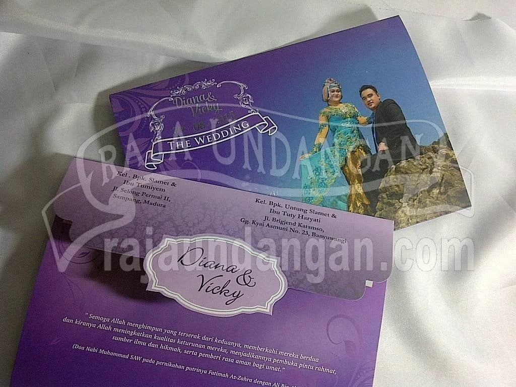 Cetak Wedding Invitations Eksklusif di Babakan Jerawat